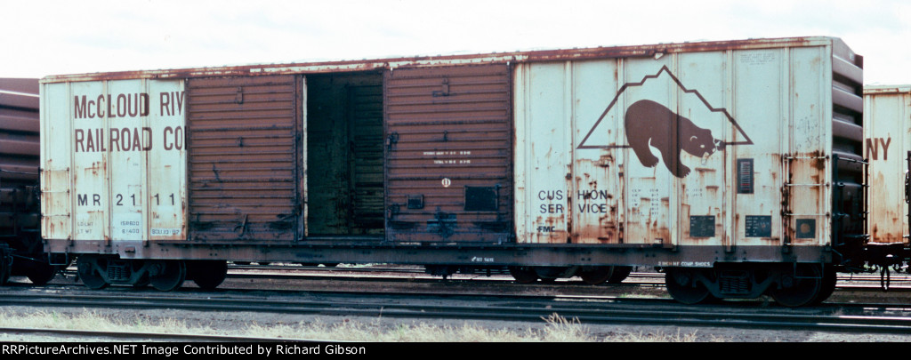 MR 2111 Box Car